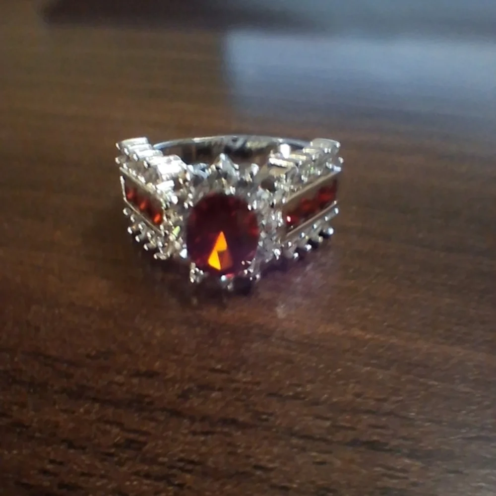 Elegant Ruby Red Silver plated Gemstone Ring size 6 beautiful sparkly